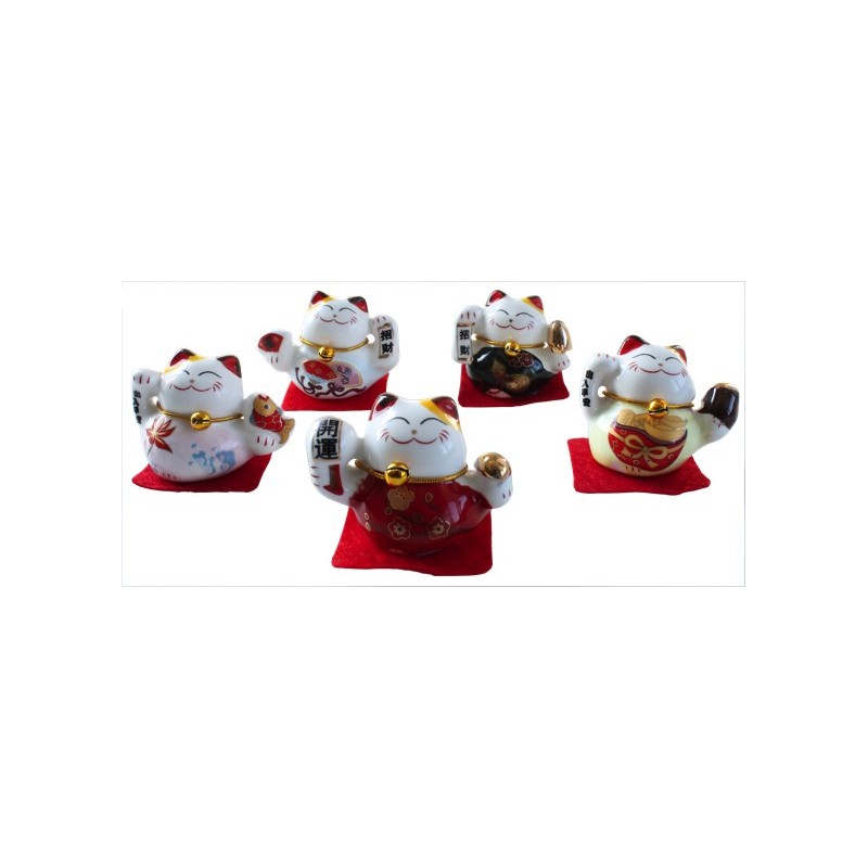 Lot de 5 Chats Maneki Neko en porcelaine