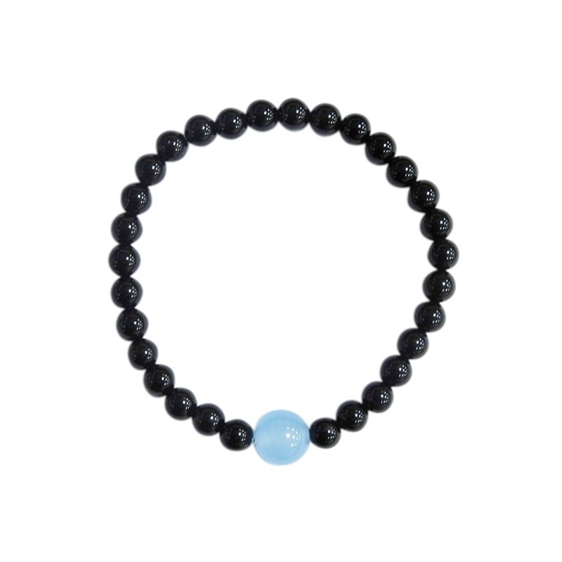 Bracelet Onyx noir Perles rondes 6 mm et Perle unique Calcédoine Bleue 1 cm