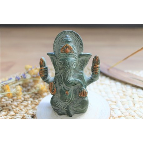 Statuette Ganesh assis en Laiton vert antique 9.2 cm 