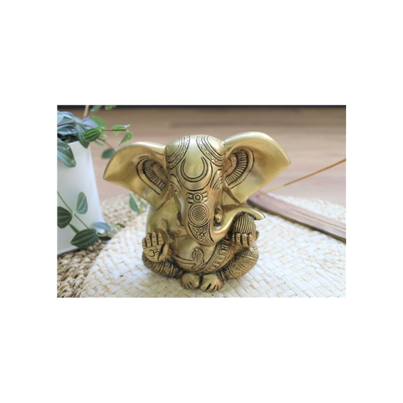 Statuette Ganesh assis en Laiton doré mat 14 cm 